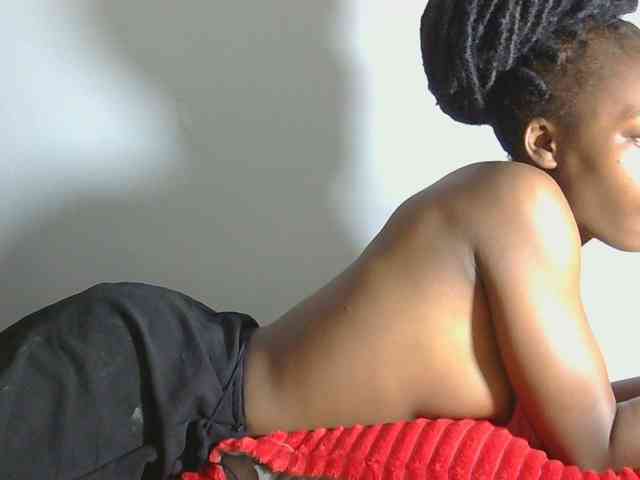 Melaninqueen19 Melaninqueen19