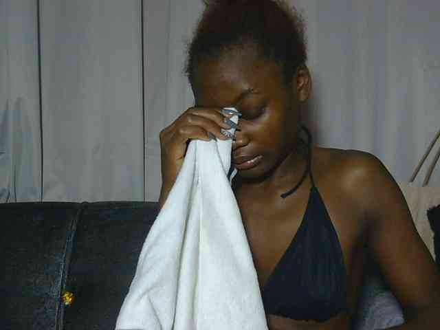 Melaninqueen19 webcam