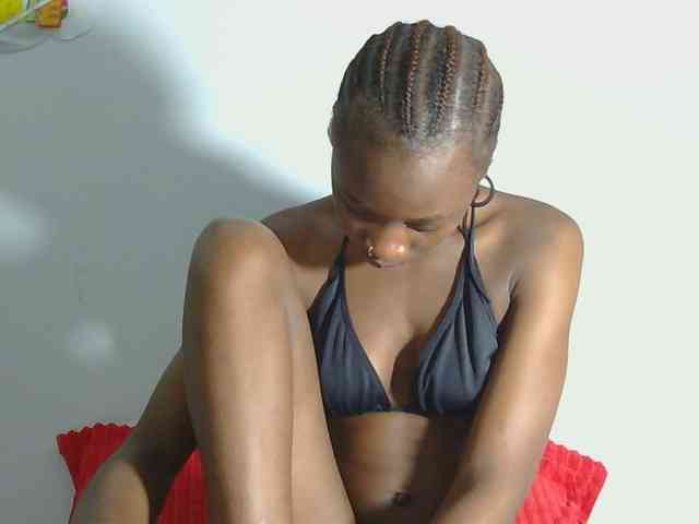 Melaninqueen19 webcam