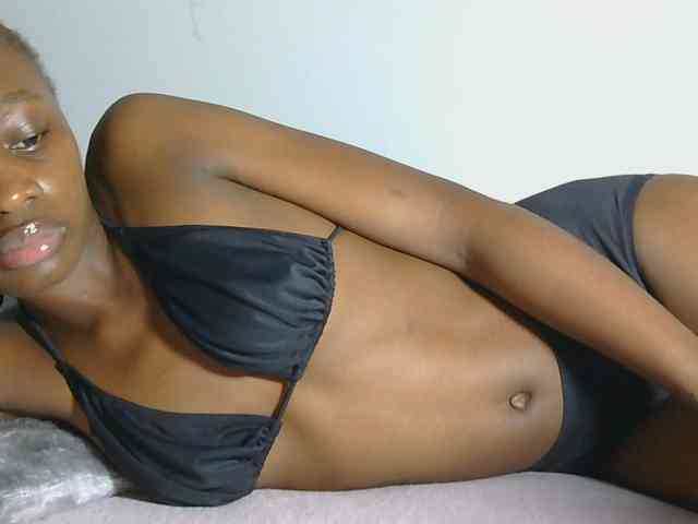 Melaninqueen19 webcam