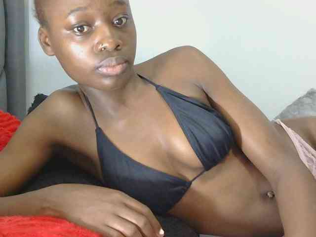 Melaninqueen19 webcam