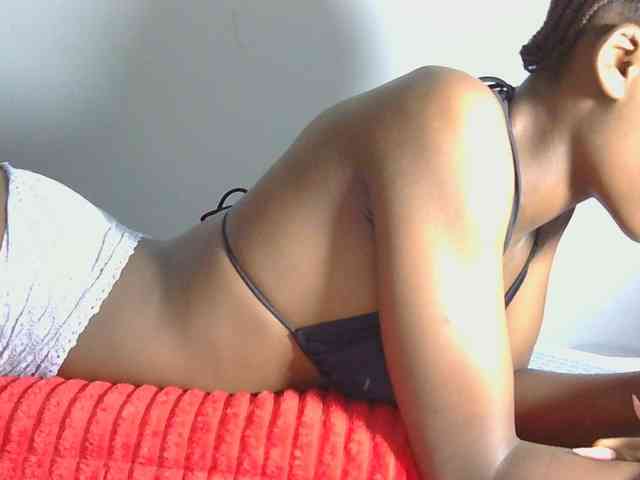 Melaninqueen19 webcam