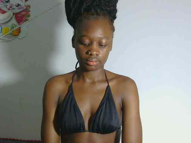 Melaninqueen19 webcam