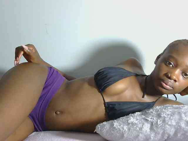 Melaninqueen19 webcam