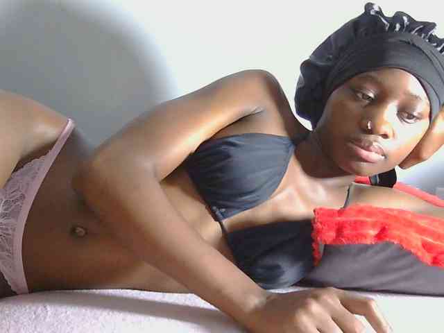 Melaninqueen19 webcam