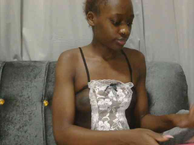 Melaninqueen19 webcam