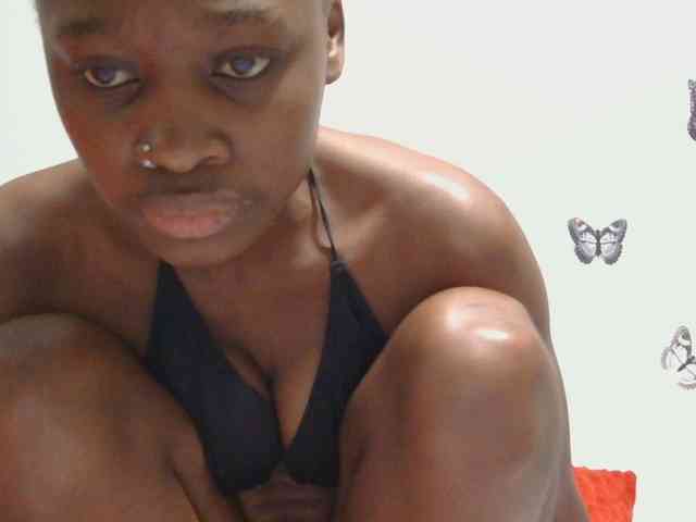 Melaninqueen19 webcam