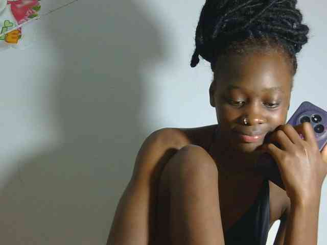 Melaninqueen19 webcam