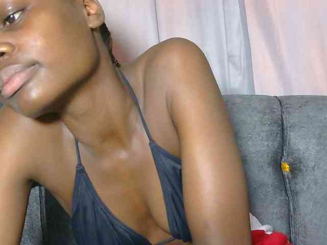 Melaninqueen19 webcam