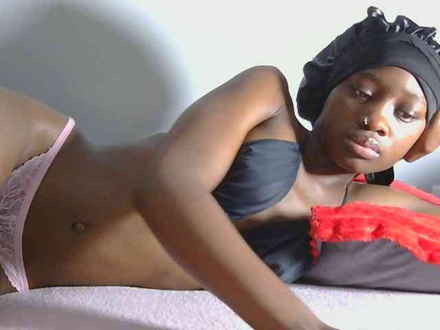 Melaninqueen19 webcam