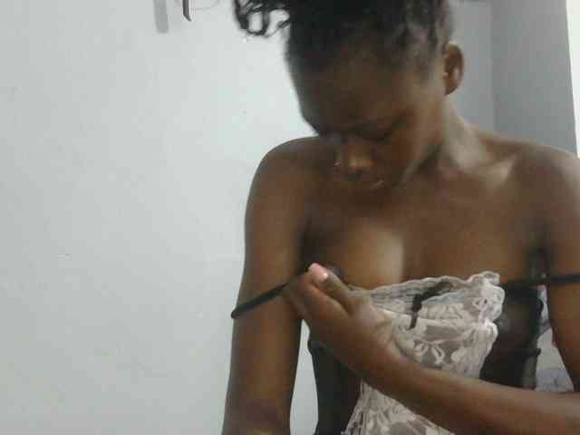 Melaninqueen19 webcam