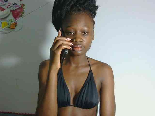 Melaninqueen19 webcam