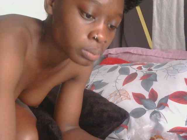 Melaninqueen19 webcam