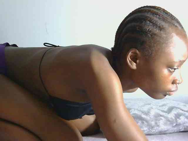 Melaninqueen19 webcam