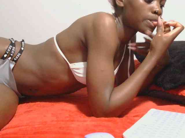 Melaninqueen19 webcam