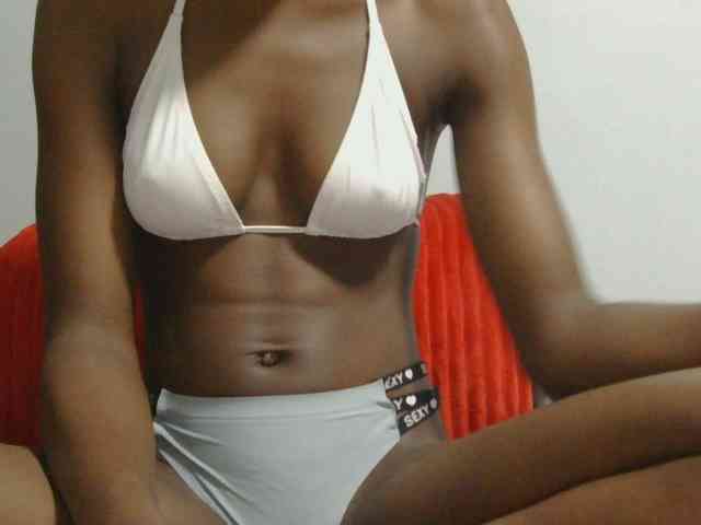 Melaninqueen19 webcam