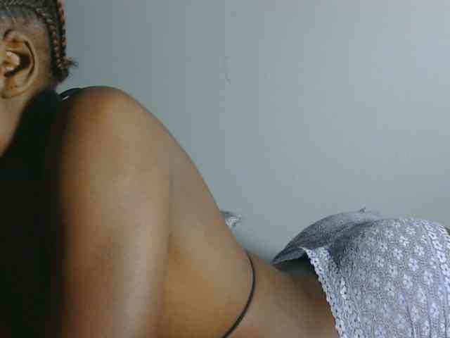 Melaninqueen19 webcam