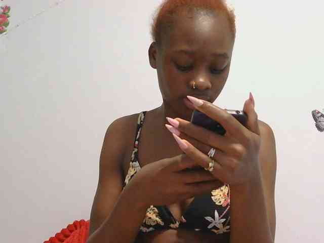 Melaninqueen19 webcam