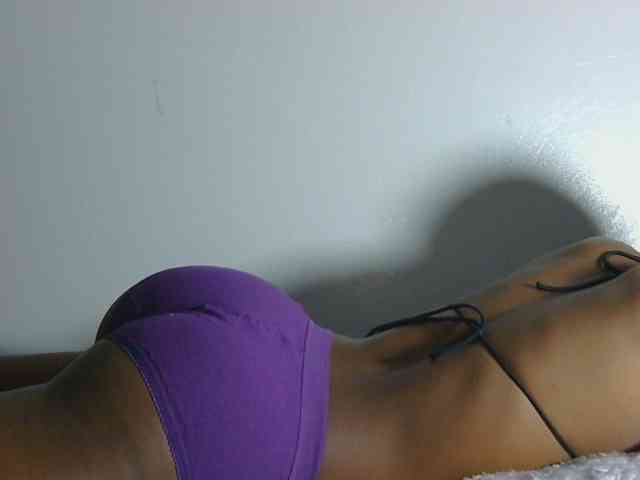 Melaninqueen19 webcam