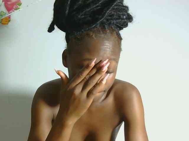 Melaninqueen19 webcam