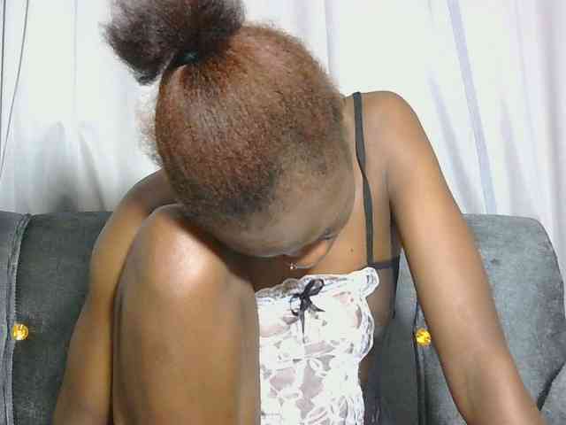 Melaninqueen19 webcam