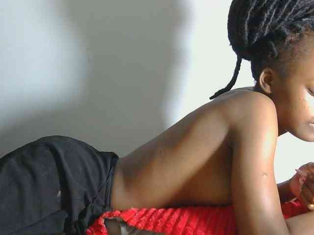 Melaninqueen19 webcam