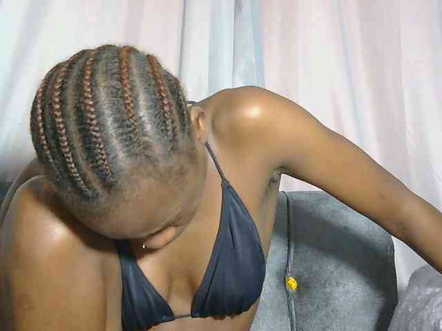 Melaninqueen19 webcam