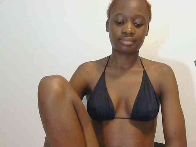 Melaninqueen19 webcam