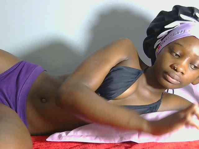 Melaninqueen19 webcam