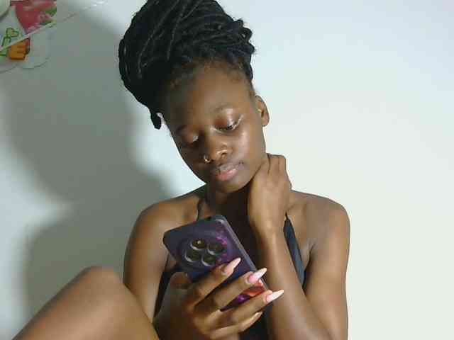 Melaninqueen19 webcam