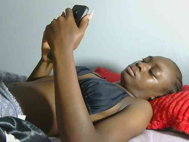 Melaninqueen19 webcam