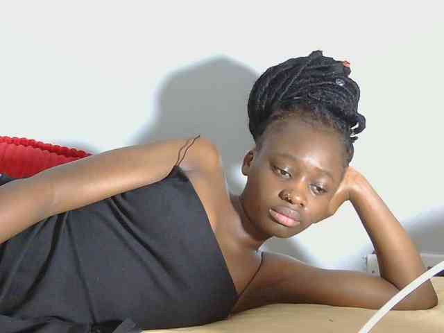 Melaninqueen19 webcam