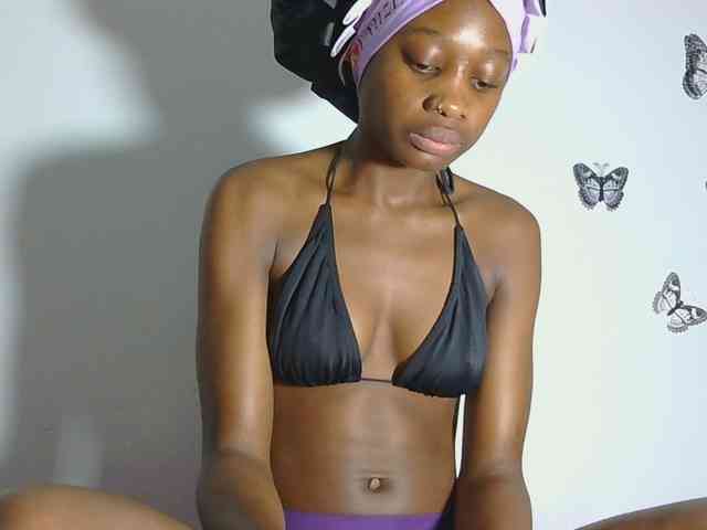 Melaninqueen19 webcam