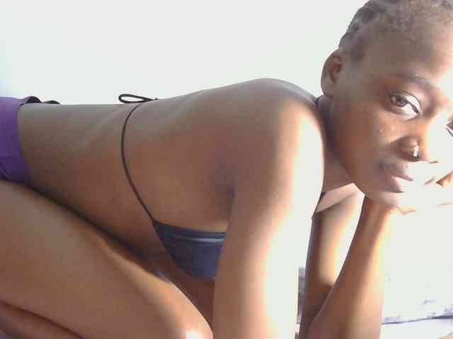 Melaninqueen19 webcam