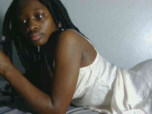 Melaninqueen19 webcam