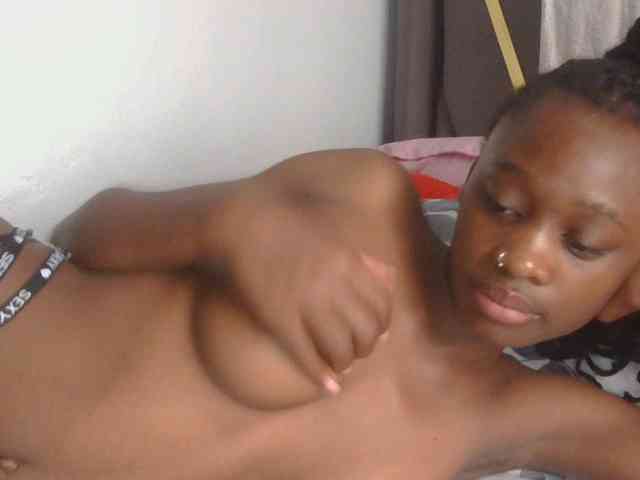 Melaninqueen19 webcam