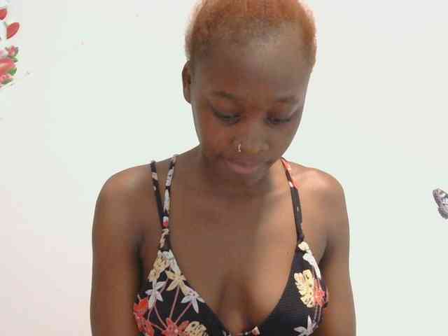 Melaninqueen19 webcam