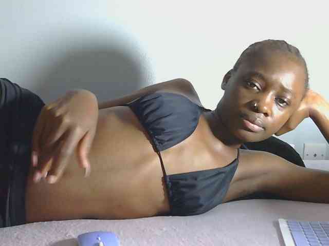 Melaninqueen19 webcam