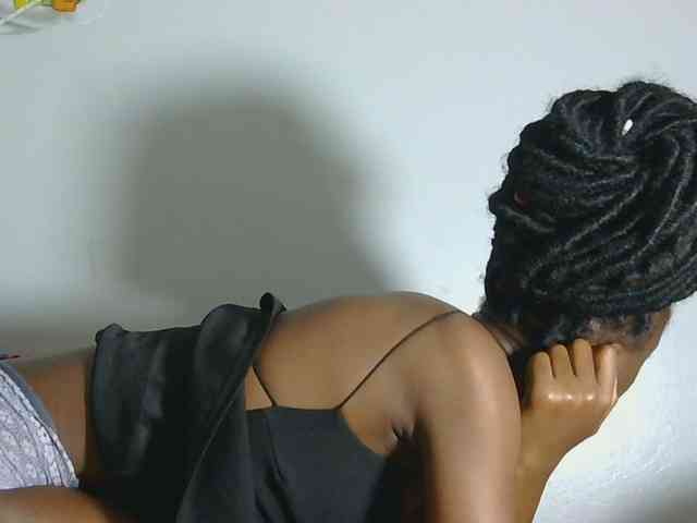 Melaninqueen19 webcam