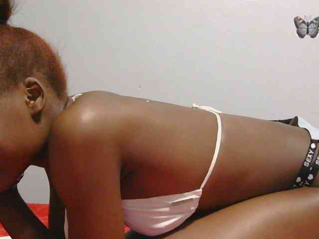 Melaninqueen19 webcam