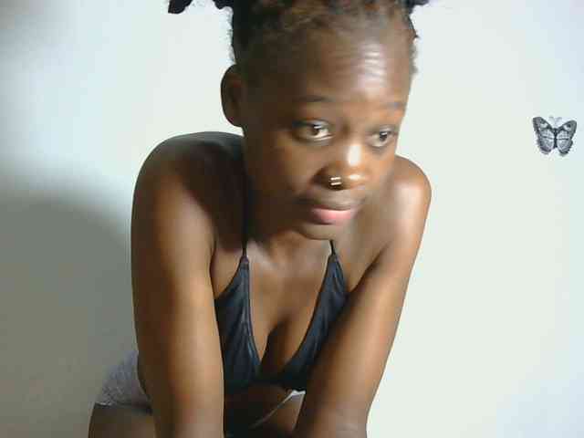 Melaninqueen19 webcam