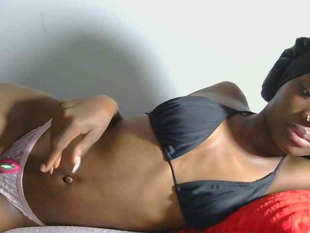 Melaninqueen19 webcam