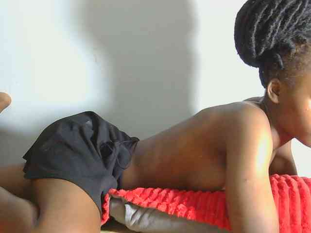 Melaninqueen19 webcam