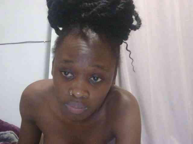 Melaninqueen19 webcam