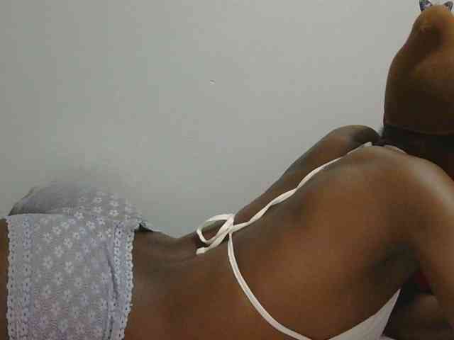 Melaninqueen19 webcam