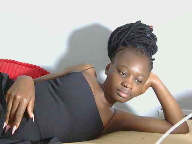 Melaninqueen19 webcam