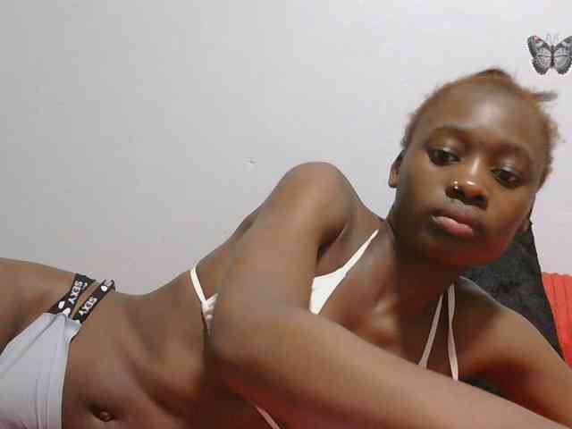 Melaninqueen19 webcam