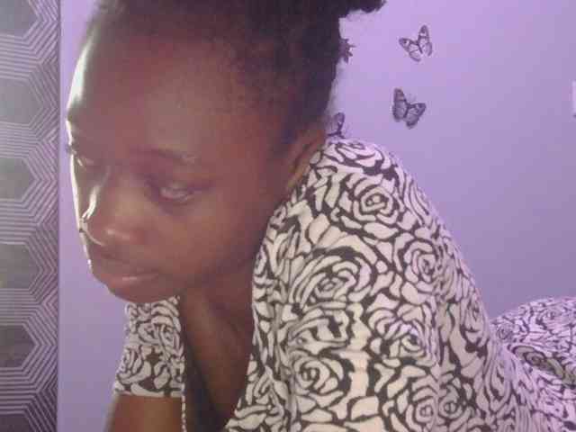 Melaninqueen19 webcam