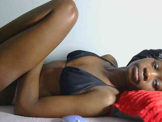 Melaninqueen19 webcam