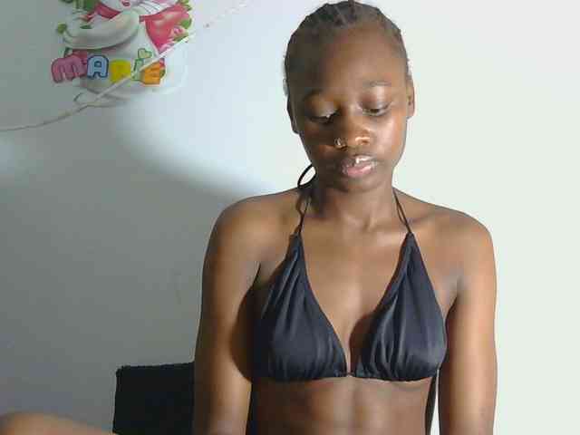 Melaninqueen19 webcam